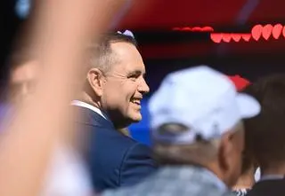 Tusk ma plan na Nawrockiego. Znamy szczegóły 
