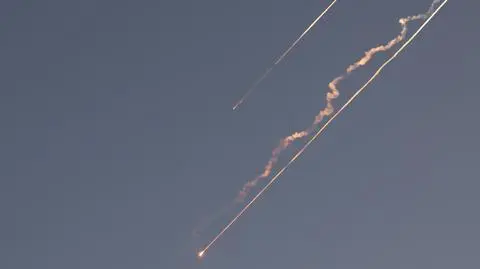 Pociski balistyczne na niebie nad Jerozolimą w Izraelu, 14 czerwca