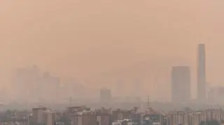 Mogą grać wolniej i więcej faulować. Wszystko przez smog