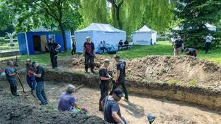 Ekshumacje szczątków polskich żołnierzy w Lwowie-Zboiskach