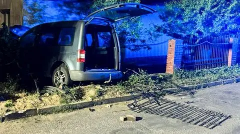 Mężczyzna stracił panowanie nad autem 