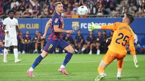 Hiszpanie docenili Lewandowskiego. "Wciąż strzela jak 25-latek"