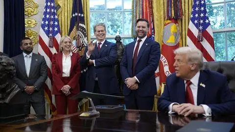 Donald Trump podczas rozmowy z dziennikarzami