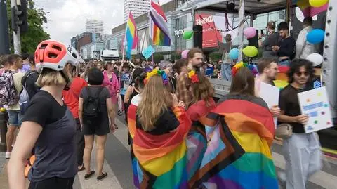 Parada Równości na ulicach Warszawy. "Nie chcemy obietnic, chcemy konkretów"