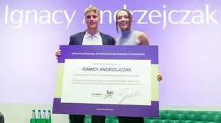 "Cześć, mówi Iga Świątek, gratuluję". Dostanie 100 tysięcy złotych, a to nie wszystko