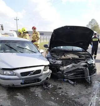 Zderzenie dwóch pojazdów, kobieta w ciąży w szpitalu