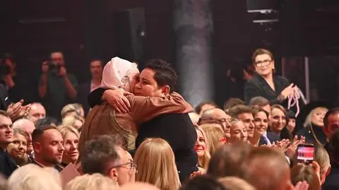 Dorota Wellman i siostra Małgorzata Chmielewska podczas gali VIVA! People Power 2025