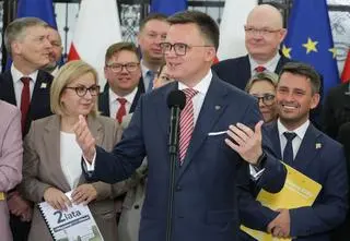 Co się dzieje w Polsce 2050? "Jest mi tak po ludzku trochę przykro"