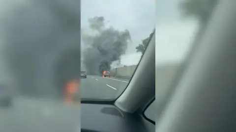 Auto płonęło na autostradzie A4