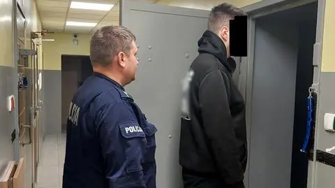 21-latek został objęty dozorem policji