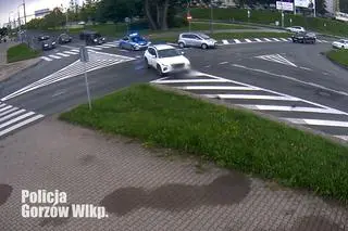 Zdenerwowany ojciec prosił o pomoc. Policjanci konwojowali 1,5-roczne dziecko do szpitala