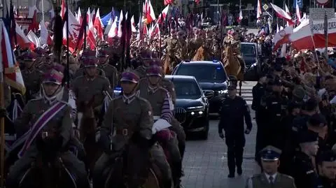 Przejazd na pl. Piłsudskiego