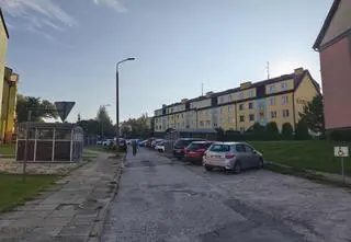 Odór nie daje im spokoju. "Trzeba zamykać okna, nie da się wytrzymać"