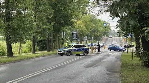 Policjanci dostali wezwanie na ulicę Mikołajczyka