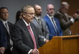 Chcą kary śmierci dla zabójcy Charliego Kirka