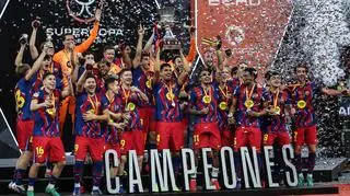 Barcelona wygrała Superpuchar. Lewandowski z golem