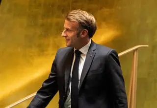 Macron tłumaczy, co zapewni Trumpowi pokojowego Nobla