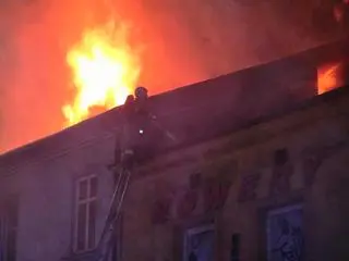 Pożar mieszkania w kamienicy w Będzinie