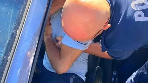 W trakcie jazdy dostał ataku epilepsji. Pomogli mu policjant oraz świadkowie zdarzenia