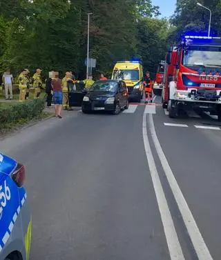 Kierowca potrącił trzy dziewczynki