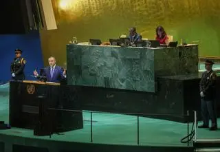 Przemowa Nawrockiego, "duża zmiana" Trumpa, śmierć gwiazdy kina