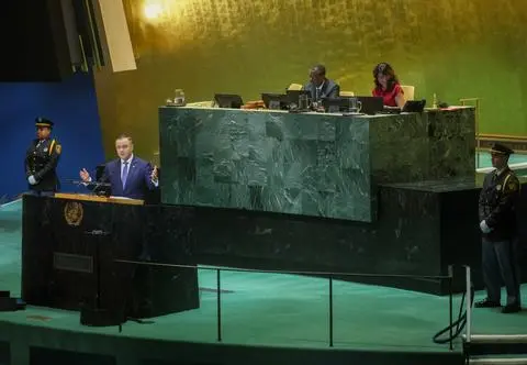 Przemowa Nawrockiego, "duża zmiana" Trumpa, śmierć gwiazdy kina
