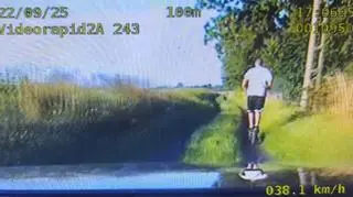 14-latek na hulajnodze uciekał przed policjantami