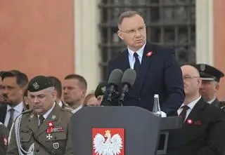Duda apeluje: zabierzcie ich do swoich samochodów