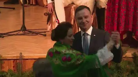 Prezydent porwany do tańca na koncercie dudziarzy