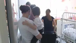 Лікарі допомогли близнюкам з України