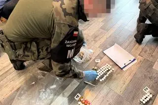 Polskie służby rozbiły gang sprzedający sterydy niemal w całej Europie