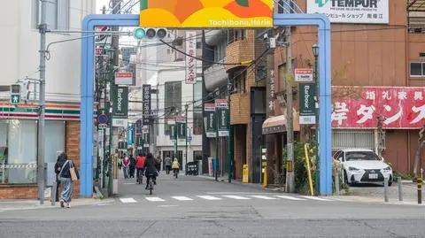 orange street osaka japonia shutterstock_2682868289
