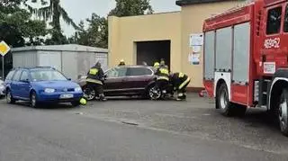 Zostawił auto przed remizą. Strażacy nie mogli wyjechać do tonącego