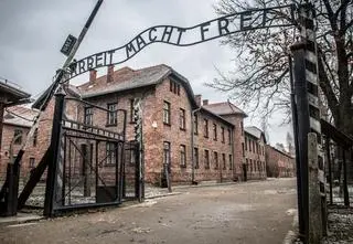 "Pamięć o ofiarach nie może być przedmiotem handlu"