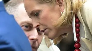 Małgorzata Trzaskowska korale dostała od Joanny Senyszyn 