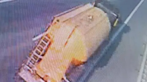 Kierowca oddalił się z miejsca zdarzenia