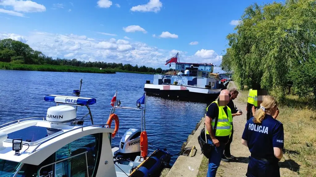 Sternik barki był pijany