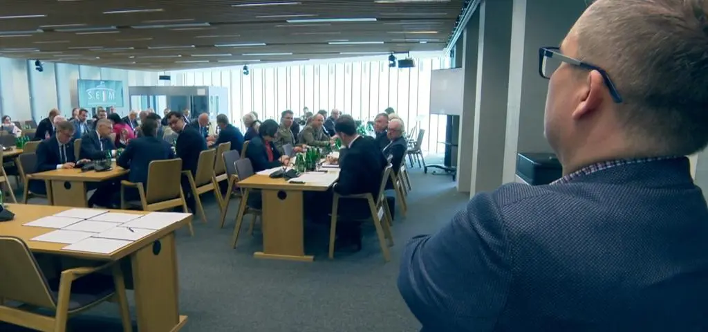 "Zaczynają łyżeczką, potem czerpią chochlą"