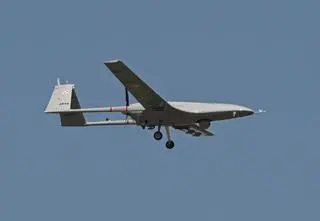 Dron Bayraktar "pomoże w poszukiwaniach"