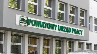 Zwolnienia grupowe. Resort podaje dane