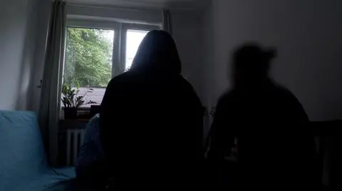 Dziecko spadło pielęgniarce na podłogę. Rodzice zostali okłamani, a Milenka została poważnie ranna