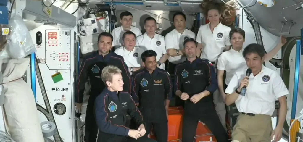 Oni już są na ISS. Oglądaj TVN24