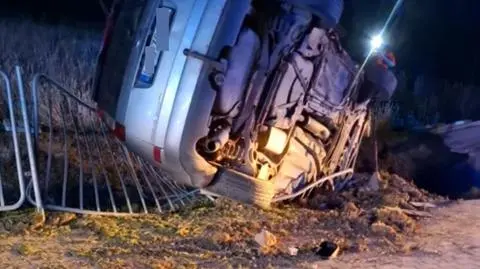 Pijany kierowca spowodował wypadek i uciekł, na miejscu zostawił kolegę