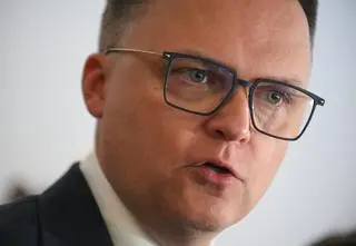 Hołownia przyznał: "Ten rząd niczego nie dowozi"? Skąd ten cytat