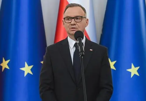 Prezydent "bardzo marnie kończy". Słowa o Ukrainie "sprzeczne z polskim interesem"