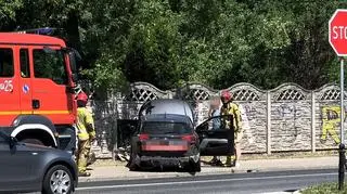 "Elka" wjechała w ogrodzenie. Nikomu nic się nie stało