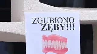 Za plakatami stoją autorzy jednego z projektów do budżetu obywatelskiego