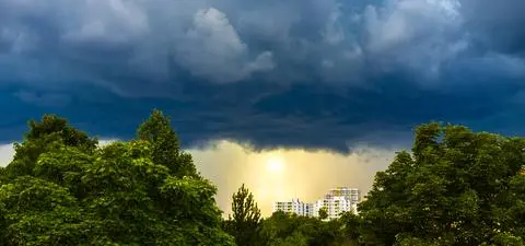 Gdzie jest burza? Opady przybierają na sile