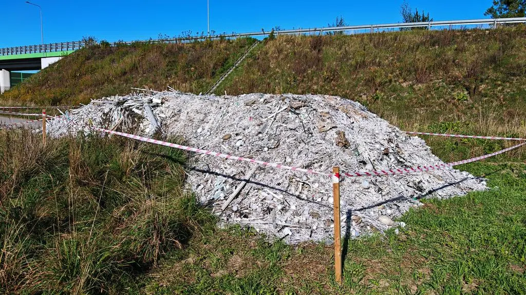 10 ton jarzeniówek pod Strykowem