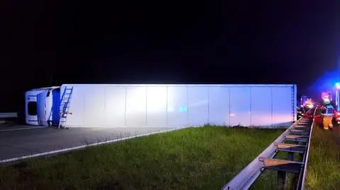 Zderzenie ciężarówek, nie żyje jedna osoba